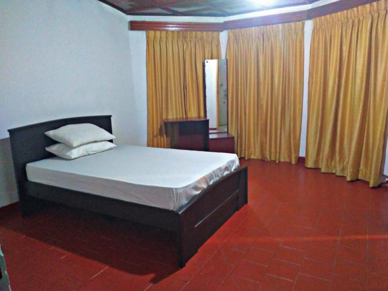 Diyaluma Falls Inn Koslanda Exterior photo